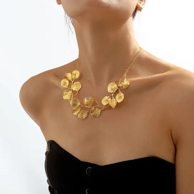 COLAR JARDIM DOURADO VINTAGE