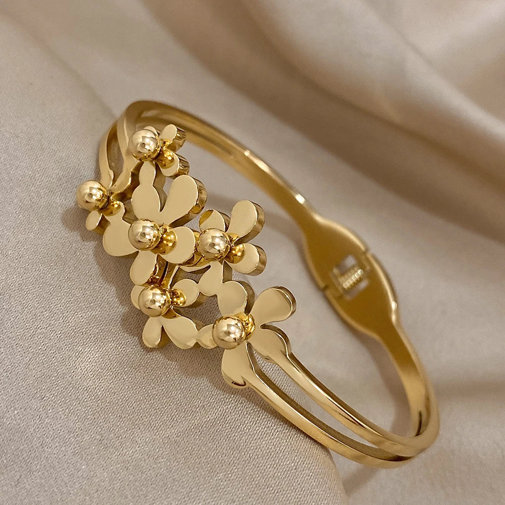 Pulseira Flores Douradas