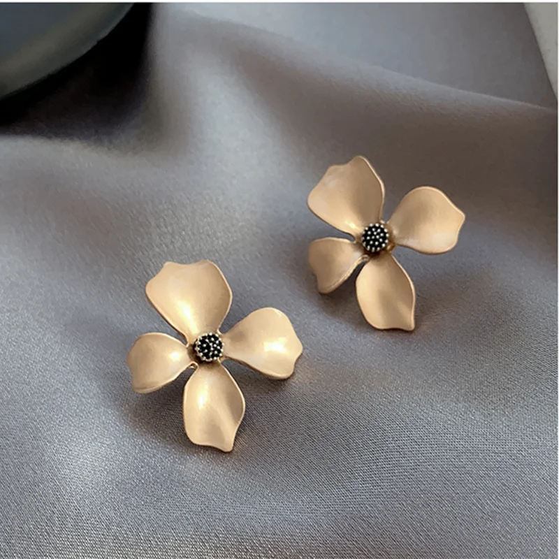 Brinco Floral Summer Luz